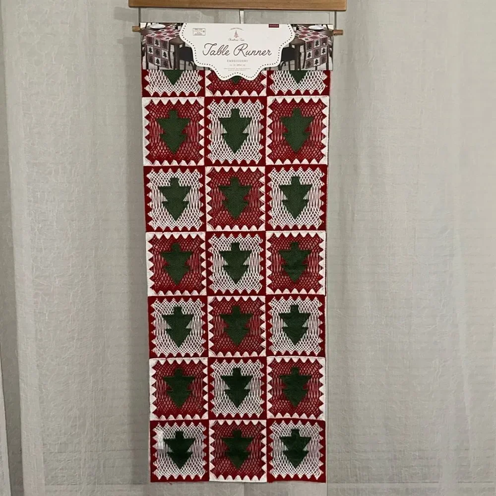 FARM FRESH White Green Red Crochet Christmas Tree Print Table Runner